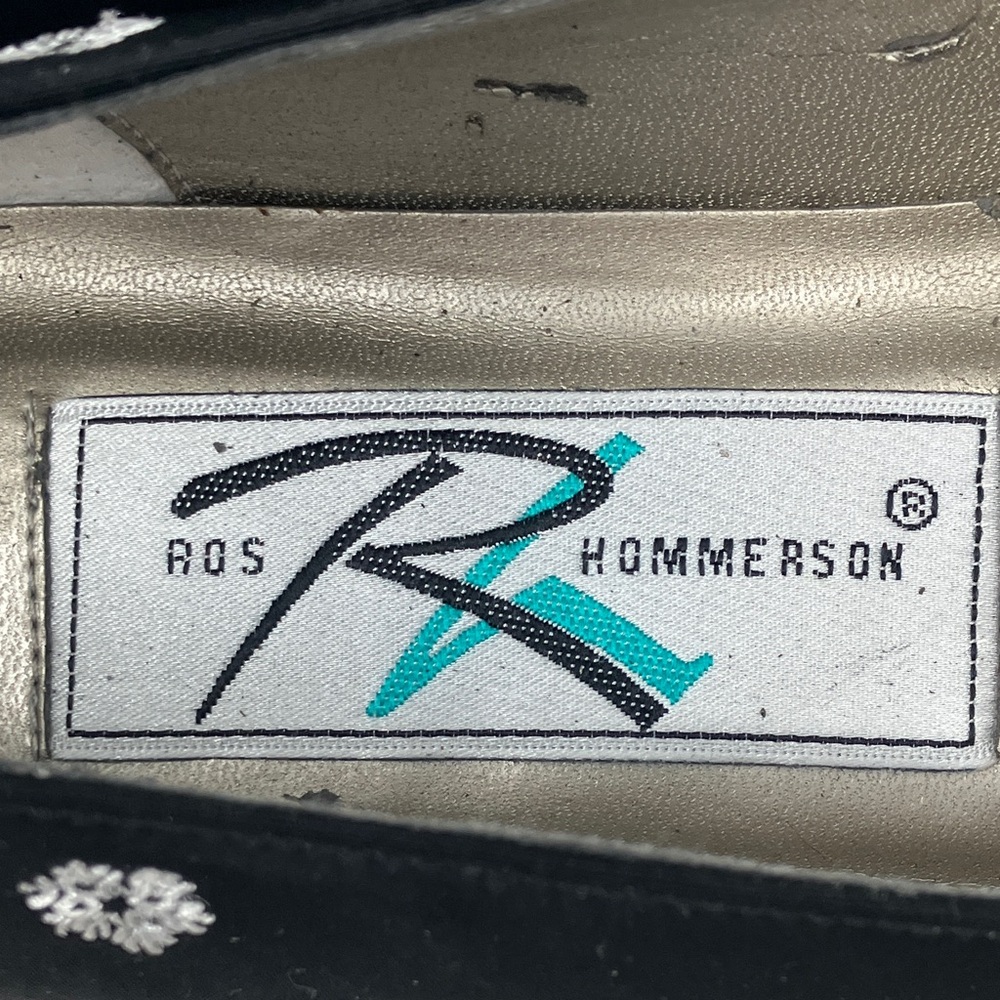 Ros Hommerson Christmas Flats 7.5N Sleigh & Reindeer Embroidery/Holiday Velvet - Picture 2 of 16